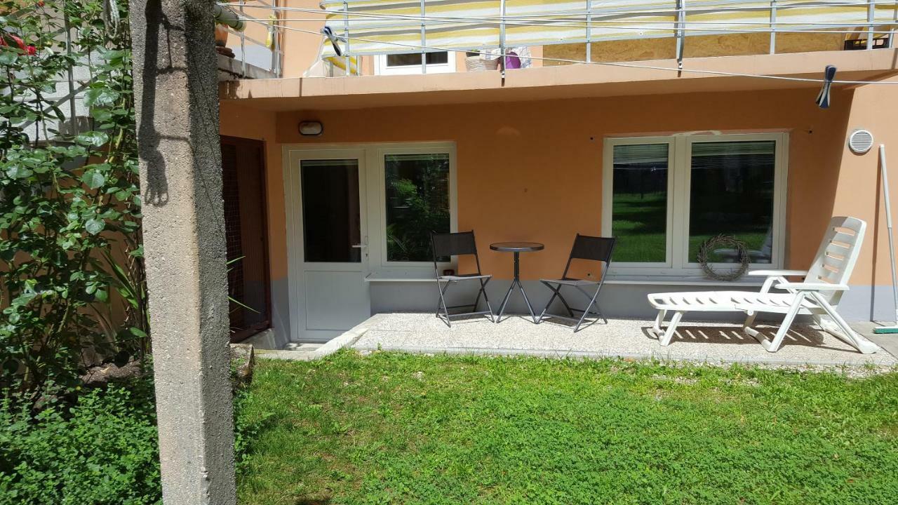 Big Yard Apartment Ljubljana Exterior photo